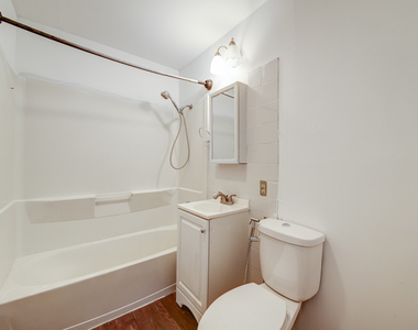 112 Green Lane - Photo Thumbnail 10