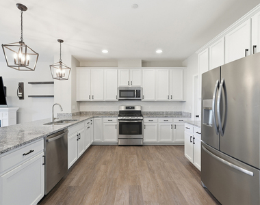 2546 Huntleigh Lane - Photo Thumbnail 1