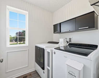 2546 Huntleigh Lane - Photo Thumbnail 11