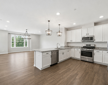 2546 Huntleigh Lane - Photo Thumbnail 17