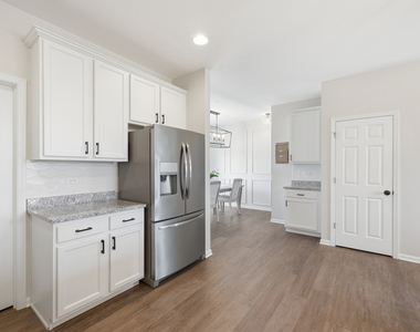 2546 Huntleigh Lane - Photo Thumbnail 2