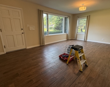 525 7th Avenue - Photo Thumbnail 8