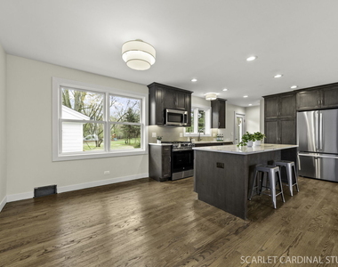 1526 E Forest Avenue - Photo Thumbnail 7