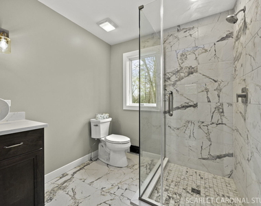 1526 E Forest Avenue - Photo Thumbnail 14