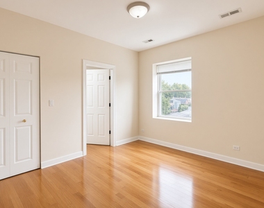 3348 W Wilson Avenue - Photo Thumbnail 7