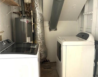 3973 Casey Glen Court - Photo Thumbnail 17