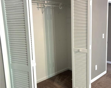 3973 Casey Glen Court - Photo Thumbnail 16