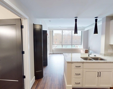 40 Dupage Court - Photo Thumbnail 5