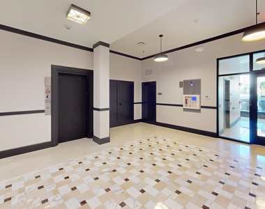 40 Dupage Court - Photo Thumbnail 4