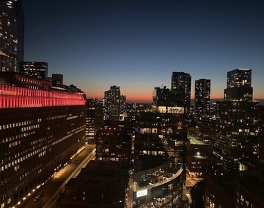400 N La Salle Street - Photo Thumbnail 11