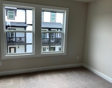 908 Sweetwater Grove - Photo Thumbnail 23