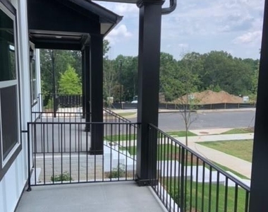 908 Sweetwater Grove - Photo Thumbnail 2