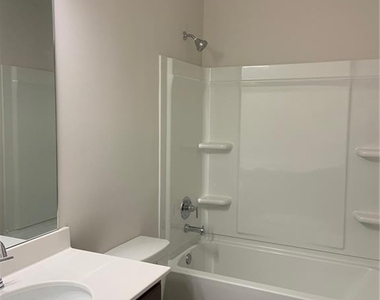 908 Sweetwater Grove - Photo Thumbnail 16