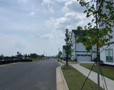 908 Sweetwater Grove - Photo Thumbnail 28
