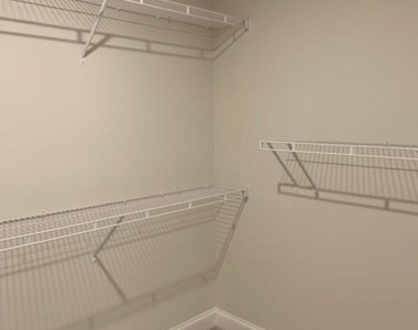 908 Sweetwater Grove - Photo Thumbnail 17
