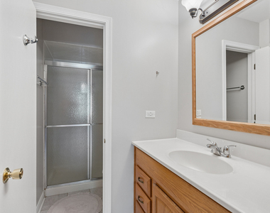 7510 Farmingdale Drive - Photo Thumbnail 17