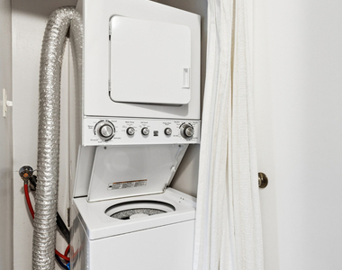 7510 Farmingdale Drive - Photo Thumbnail 20