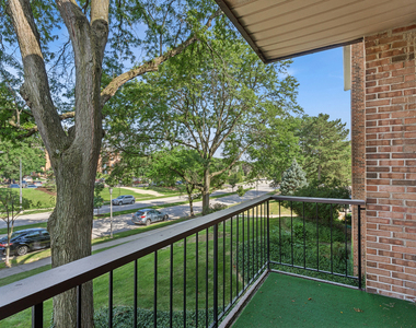 7510 Farmingdale Drive - Photo Thumbnail 7