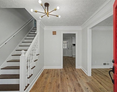 3947 Camrose Place - Photo Thumbnail 4