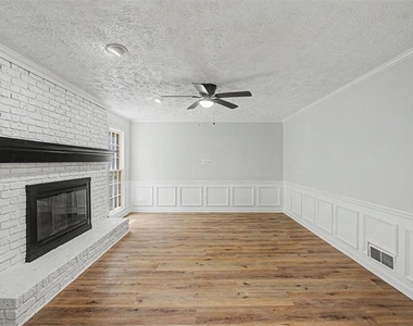 3947 Camrose Place - Photo Thumbnail 44