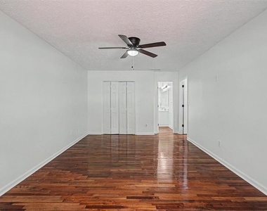 3947 Camrose Place - Photo Thumbnail 50