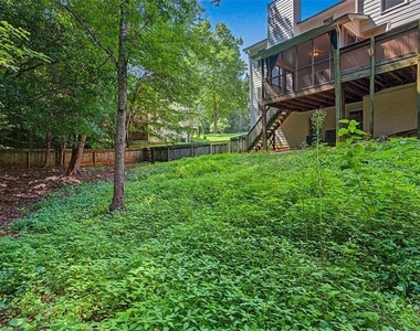 3947 Camrose Place - Photo Thumbnail 38