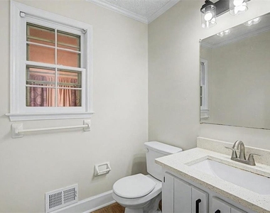 3947 Camrose Place - Photo Thumbnail 46
