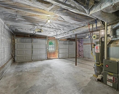 3947 Camrose Place - Photo Thumbnail 60