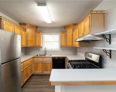 1901 Countryside Place Se - Photo Thumbnail 11