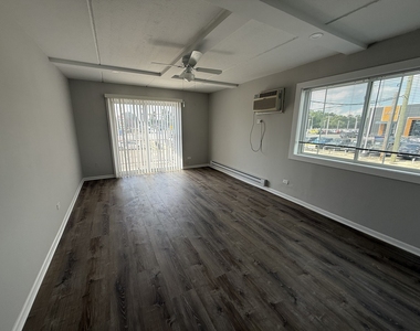 1128 Des Plaines Avenue - Photo Thumbnail 1