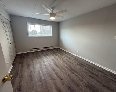 1128 Des Plaines Avenue - Photo Thumbnail 7