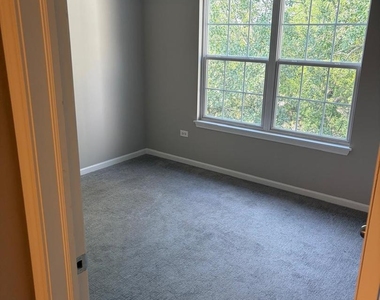 3243 Stratford Court - Photo Thumbnail 4