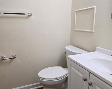 1225 Oakplace Drive Sw - Photo Thumbnail 11