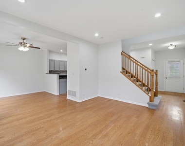 611 Lakeridge Court - Photo Thumbnail 4