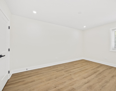 10217 Dearlove Road - Photo Thumbnail 9