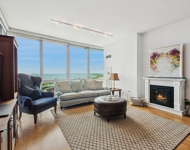 1201 S Prairie Avenue - Photo Thumbnail 1