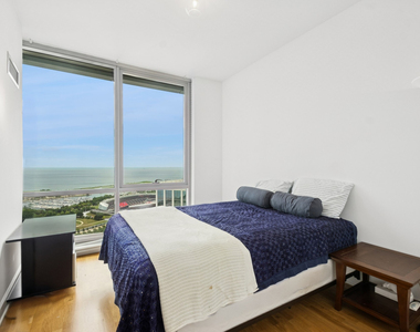 1201 S Prairie Avenue - Photo Thumbnail 9