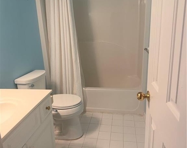 3464 Fox Hollow Drive - Photo Thumbnail 16