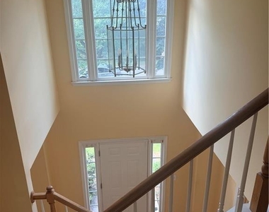 3464 Fox Hollow Drive - Photo Thumbnail 4