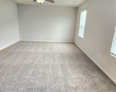 40 Bishop Creek - Photo Thumbnail 8