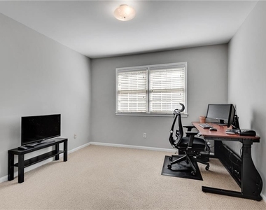 6520 Roswell Road - Photo Thumbnail 23