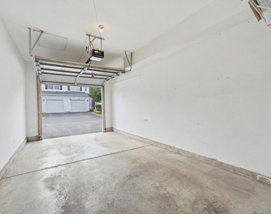 3133 Falling Waters Lane - Photo Thumbnail 26