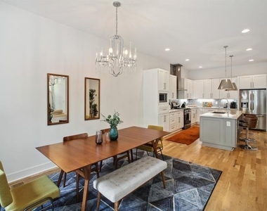 129 Holiday Avenue - Photo Thumbnail 8