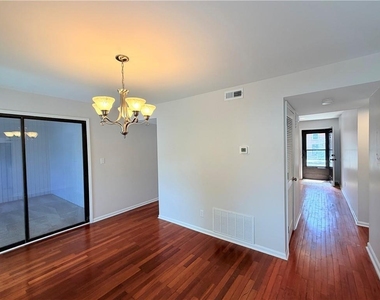 1166 Sw Booth Road Sw - Photo Thumbnail 4