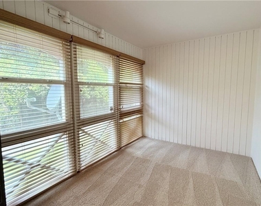 1166 Sw Booth Road Sw - Photo Thumbnail 5