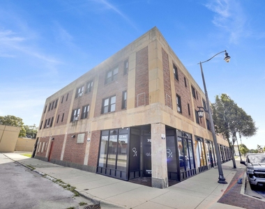 414 W Walnut Street - Photo Thumbnail 13