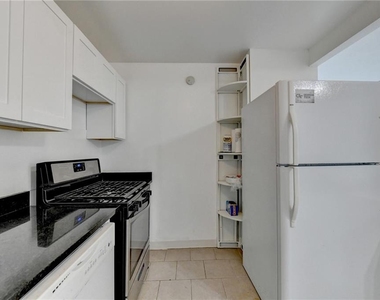 215 Piedmont Avenue Ne - Photo Thumbnail 12