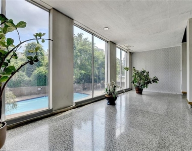 215 Piedmont Avenue Ne - Photo Thumbnail 6