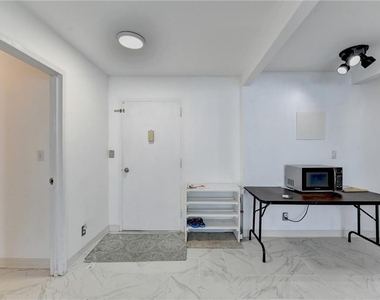 215 Piedmont Avenue Ne - Photo Thumbnail 8