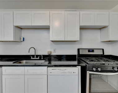 215 Piedmont Avenue Ne - Photo Thumbnail 11